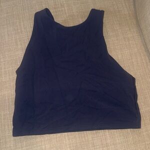 Athleta Conscious Crop